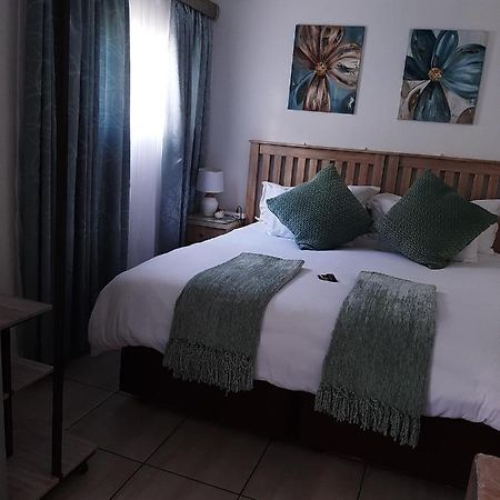 Ferienwohnung Sleep@161 Benade Drive Bloemfontein Exterior foto